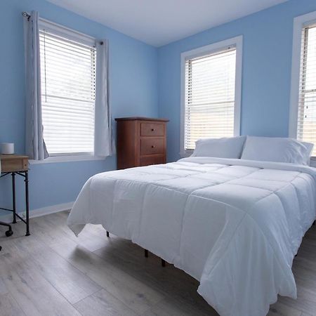 Central & Comfortable Home Walk To The Beach! Jacksonville Beach Eksteriør bilde